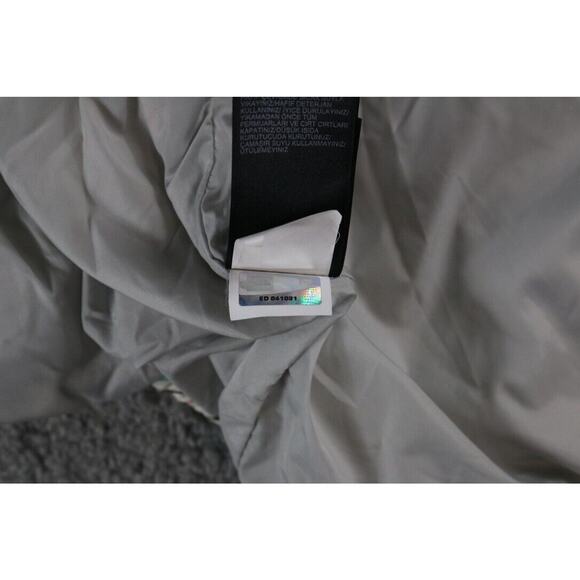 The North Face Jacket Womens XS Rainbow Stripped Quilted Lightweight Zip 2016 - Picture 8 of 11